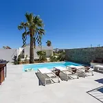 Villa Theros *