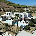 Theros Molos (Paros)