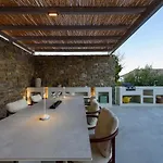 Villa Theros